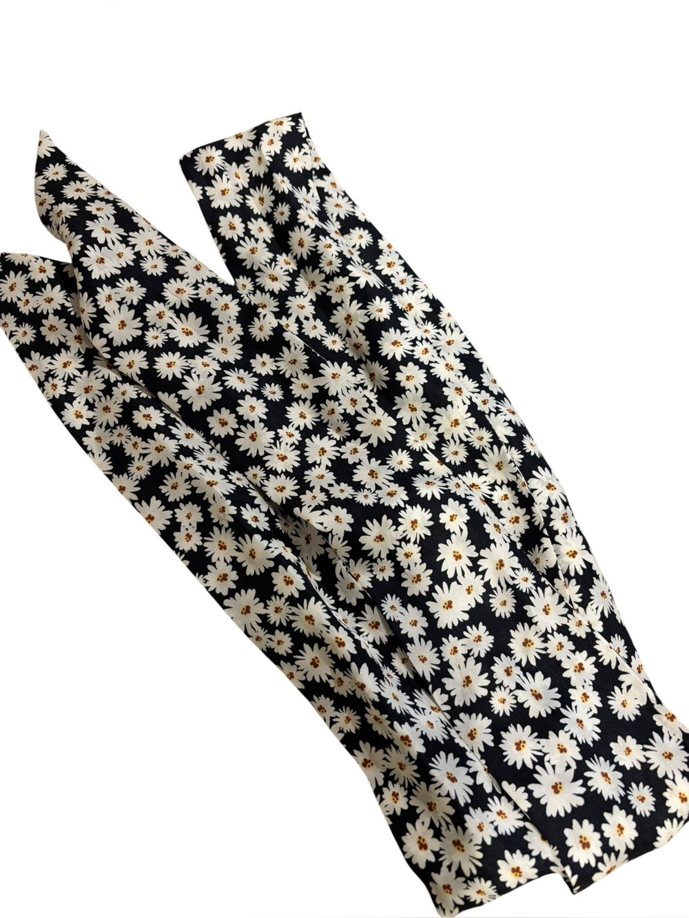 Ann Taylor ditsy daisy silk sash